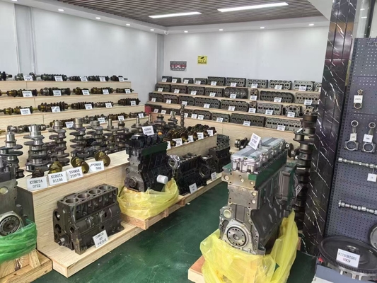 खरीदें C7.1 Engine Spare Parts For Caterpillar Cylinder Head online manufacture